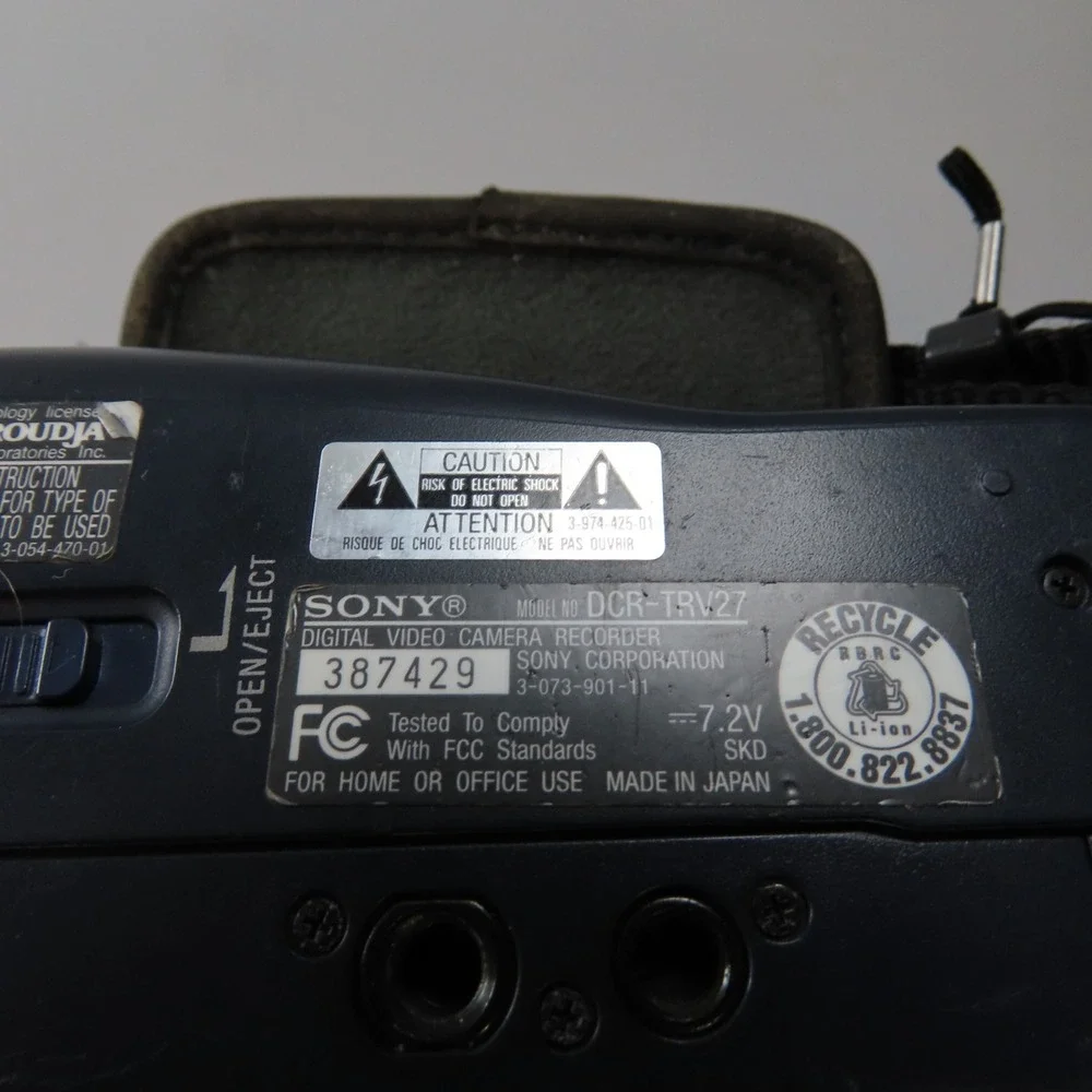 Sony DCR-TRV27 Handycam MiniDV Issue Turns On– For Parts/Repair READ